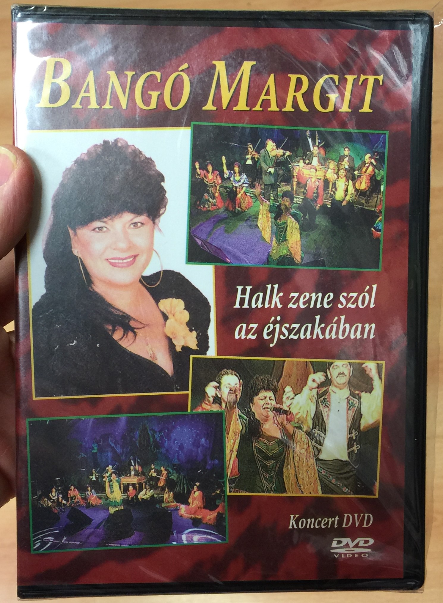 Bangó Margit - Halk zene szól az éjszakában DVD 2001 1.JPG